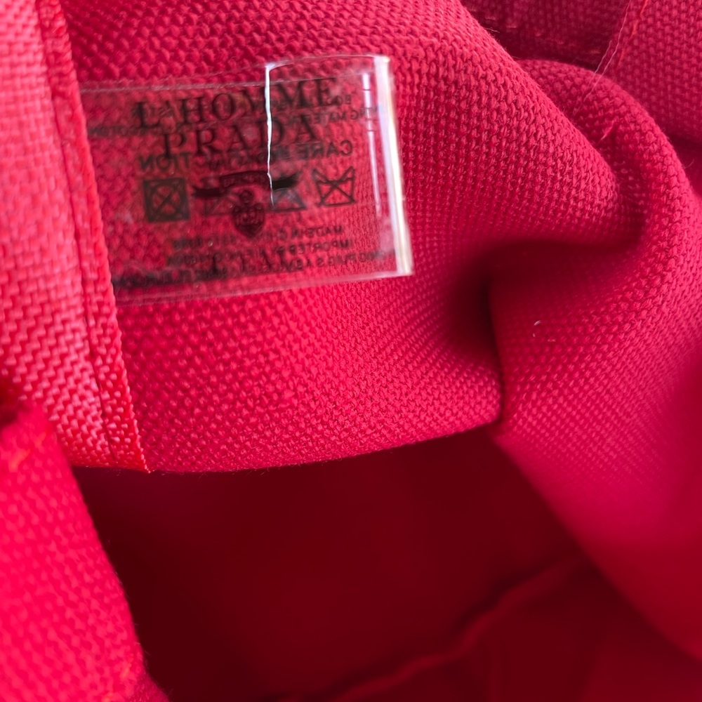 NEW in Bag Prada Red VIP Canvas Small Tote Bag 8” x 7” w/ 3” Shoulder Dr… - Picture 10 of 11